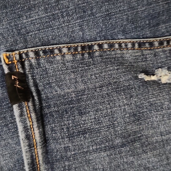 Jen 7 shorts Womens size 18 Denim Distressed Jean holes - Picture 6 of 13